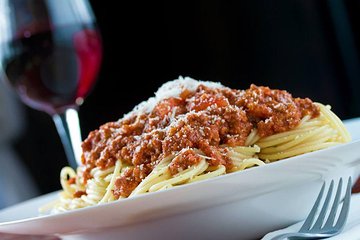 Poggibonsi: Wine Tasting, Pasta & Ice Cream Making Class